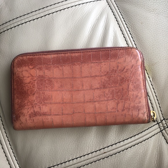 Miumiu pink wallet - Picture 4 of 5